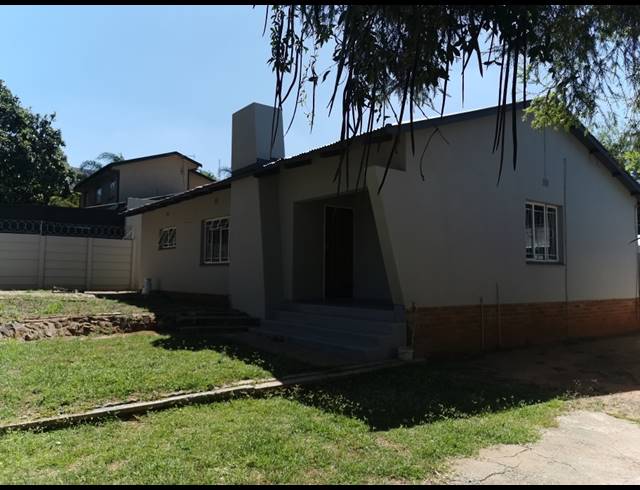 3 BEDROOM HOUSE SOLD IN MOUNTAIN VIEW